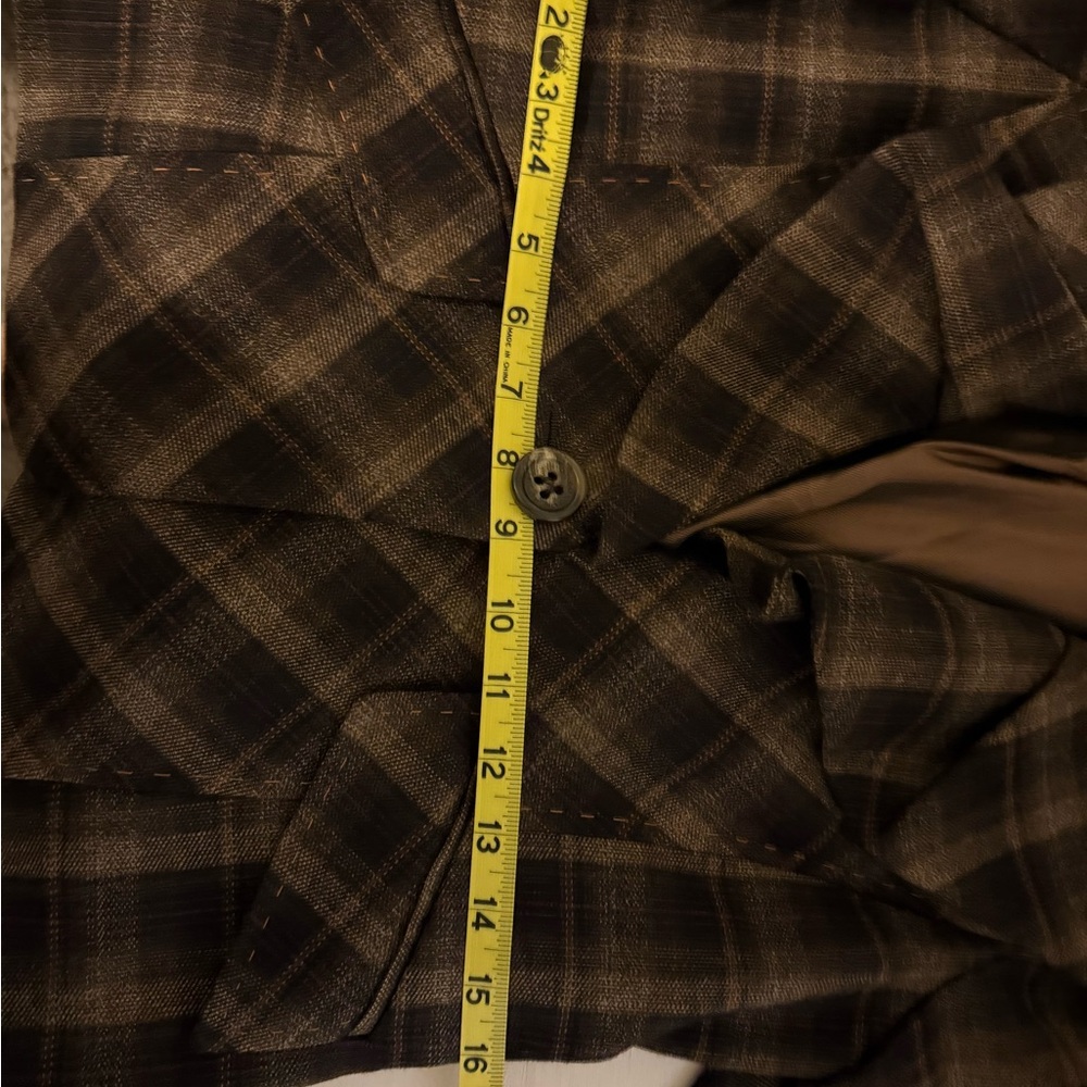 BCBGMaxAzria Tan and Brown Blazer - Picture 10 of 11